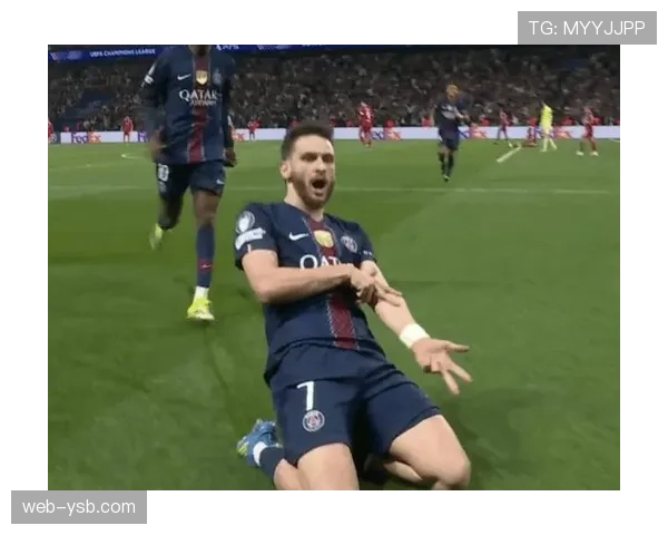 巴黎vs利物浦：克瓦拉茨赫利亚一条龙破门，科纳特点球争议